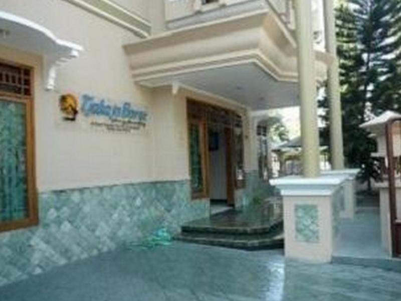 Tjahaja Baroe Syariah Mitra Reddoorz At Dukuh Kupang Hotel Surabaya Exterior photo